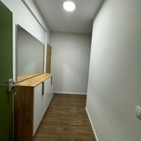 Comfort Center דירה טיראנה