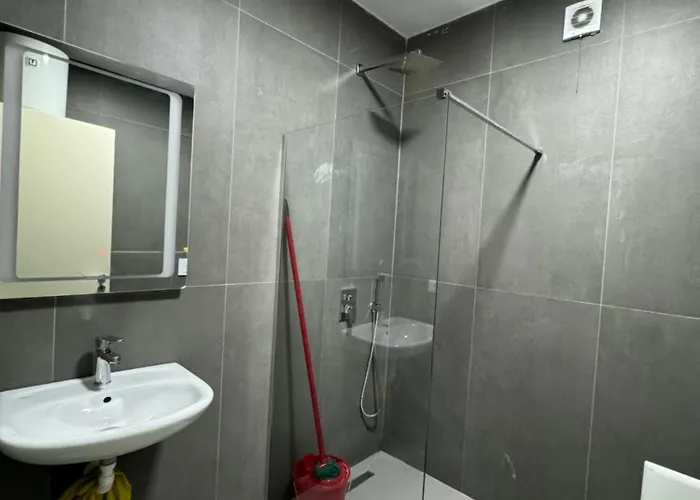 Apartment Comfort Center Tirana